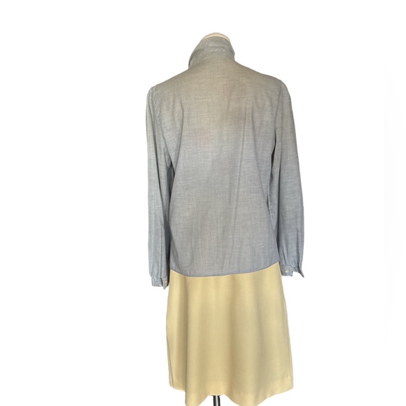 Classic Minimalist Vintage 1980s Secretary Blouse – Blue Gray – Approx L - Picture 6 of 6